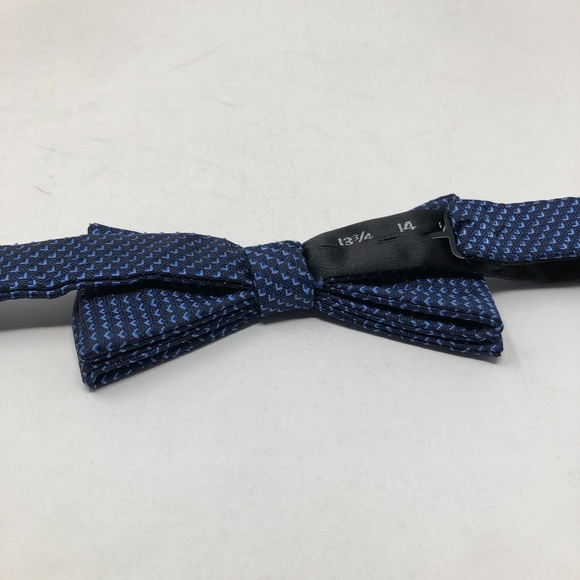 Claiborne Bow Tie BowTie - Picture 2 of 4